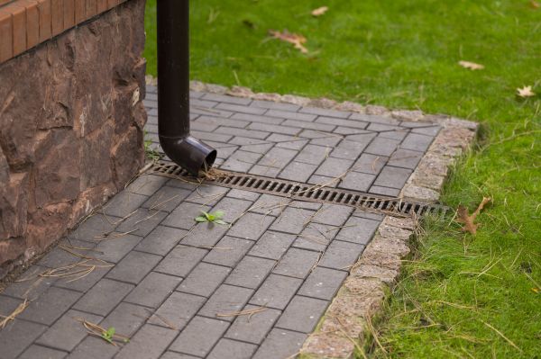 Cost of Gutter Drain Maintenance in Sanford